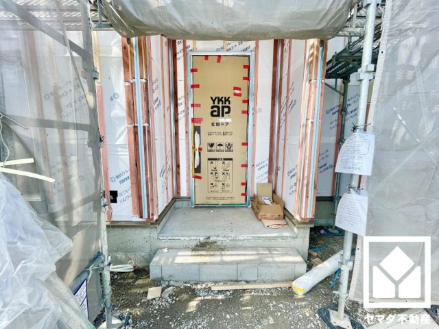 大津市堅田１丁目　3期　2号棟の玄関|3月5日　現地写真更新