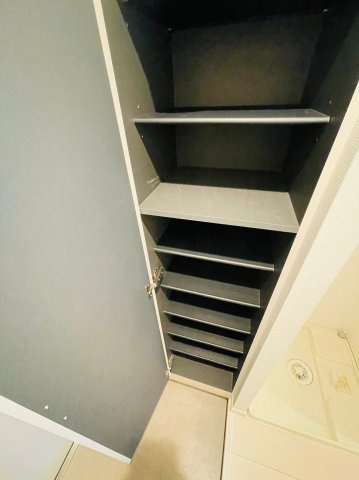 ゼオ志賀本通の収納