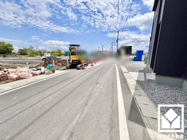 大津市堅田１丁目　3期　3号棟の前面道路含む現地写真