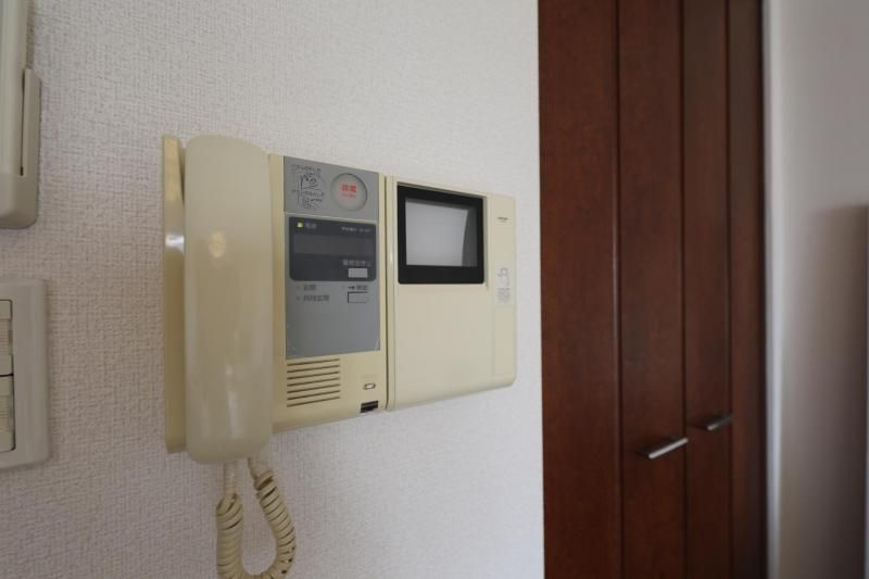 SWISS難波西
