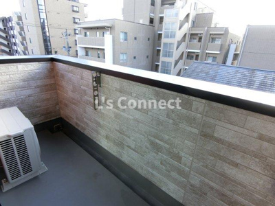 【バルコニー】 | ソルカリーノ | ３階のお部屋で洗濯物もたくさん干せます。
