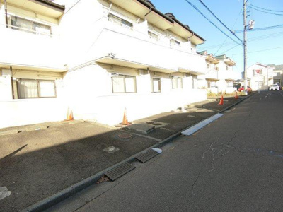 【その他共用部分】 | アクティブパレスカラフル | 共用部には防犯カメラ付き。