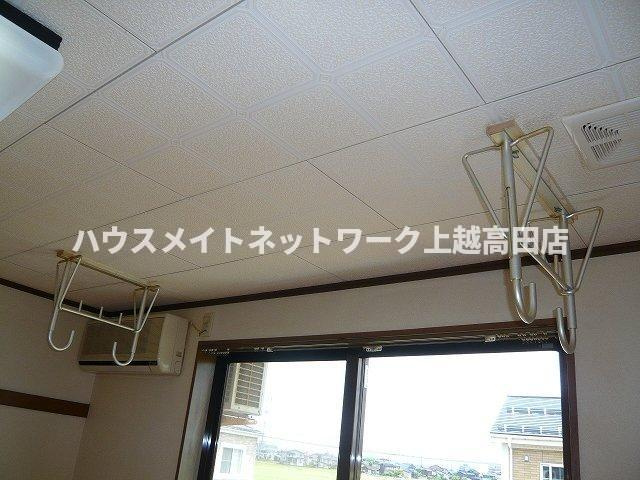 セピアハイツＢの展望|室内物干し
