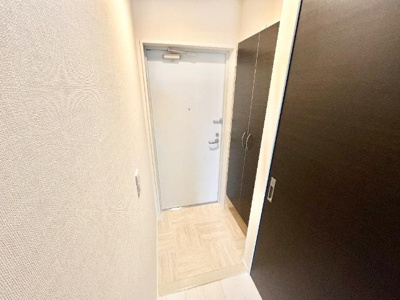 【玄関】 | セントラルセブン | 玄関