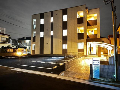 【外観】 | セントラルセブン | 外観写真（夜）