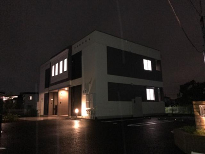 【外観】 | ルミナス | 外観写真（夜）