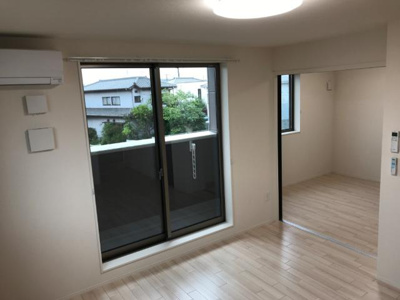 【内装】 | ルミナス | 室内