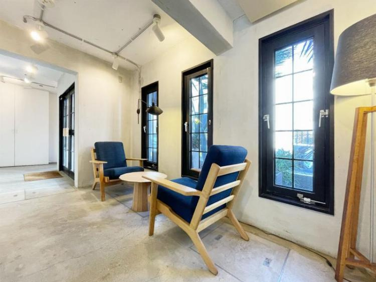 G APARTMENTのエントランス|エントランス