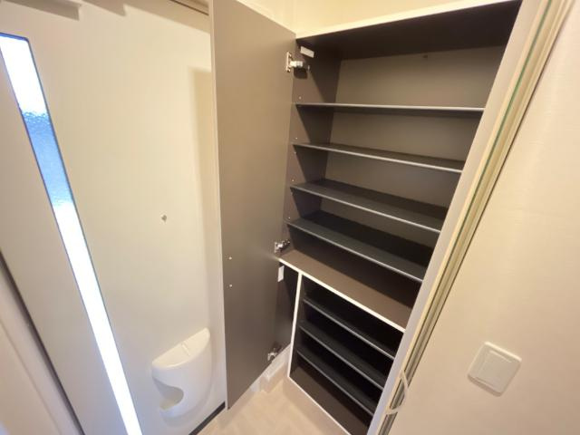 ボヌール・ハルルの収納|シューズボックス