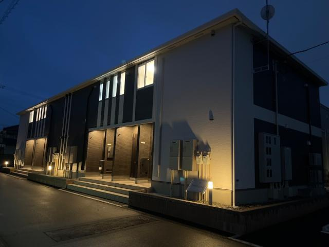 ボヌール・ハルルの外観|外観写真（夜）