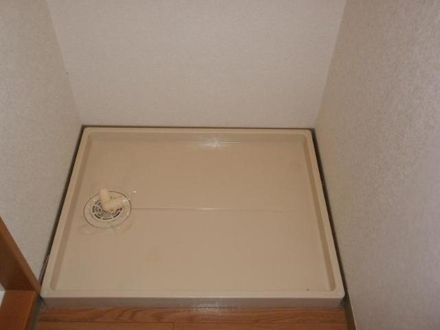 グローリアス・キャッスルⅡのその他|洗濯機置場