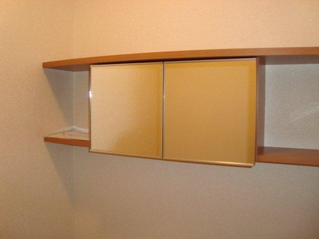 グローリアス・キャッスルⅡの収納|トイレ収納