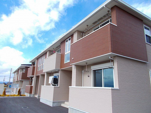 ブレッザ　Ⅱの外観