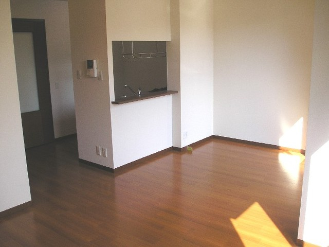 グレイスコート香芝Ｄの居間・リビング