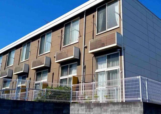 レオパレスコスモスハイツ