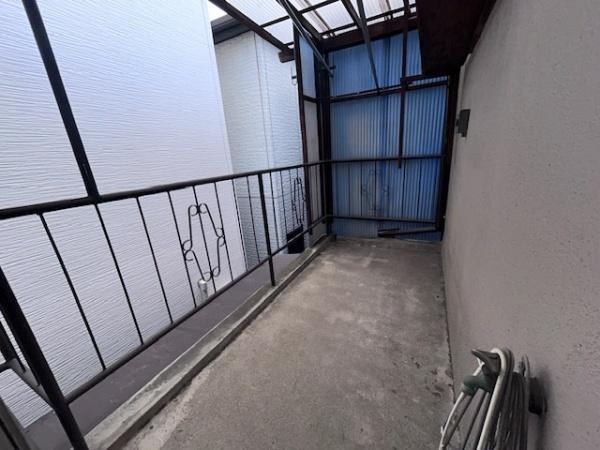 【バルコニー】