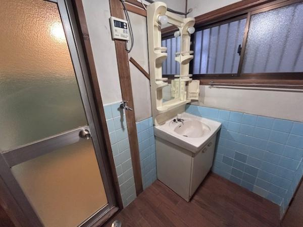 【独立洗面台】