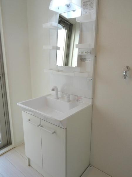 プリマルーチェ大正の洗面所|★独立洗面台です★