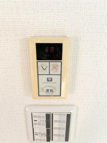 カダイ１号館の居間・リビング|★楽々設備★