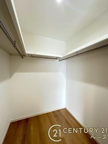 大和郡山市矢田山町 ／新築一戸建の収納|■現地撮影写真■冬物のコートや季節のものなどたくさんしまえる広さ！