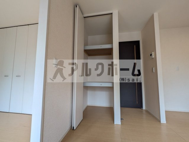 フローレスサクラの収納