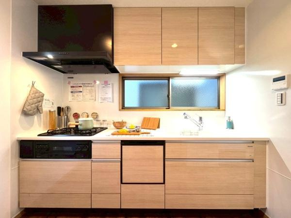 横浜市磯子区洋光台１丁目の中古一戸建のキッチン|食洗器付きなので忙しい時にも便利ですね！