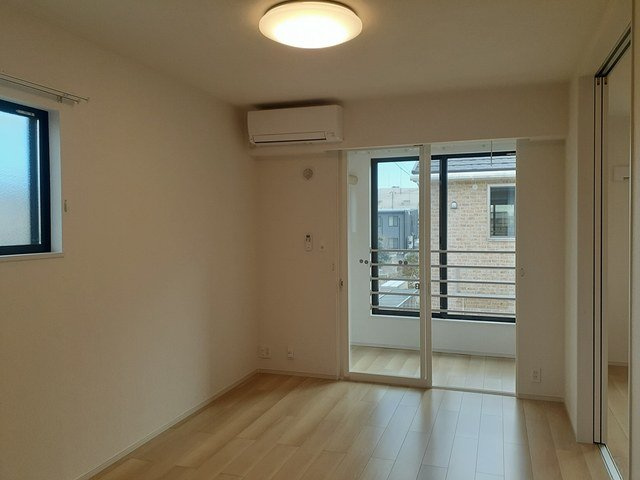 アミスターＴ　Ⅰの居間・リビング|使いやすい居間です