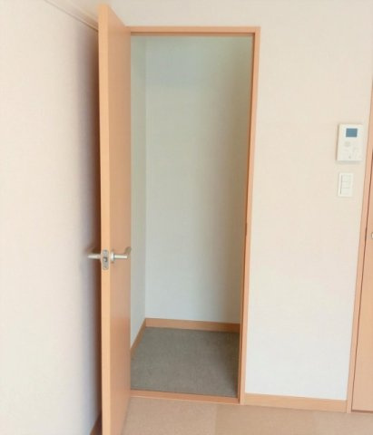 レオパレスブルファーニⅡの内装