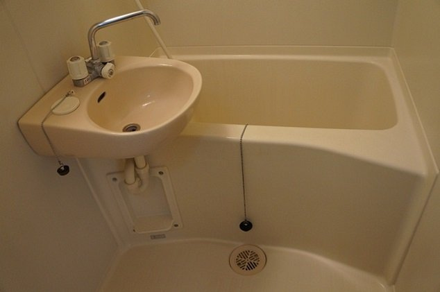 レオパレスジニアの浴室|設備・仕様は号室により異なる為、現況を優先致します。