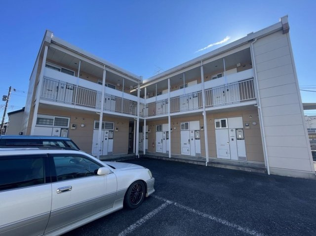 レオパレスＷＥＳＴＩＮの外観