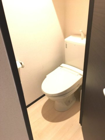 クレイノクリスマスローズのその他|温水洗浄便座付き