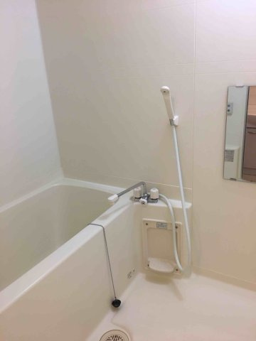 レオネクストファミリア白山の浴室|追い炊き機能付き