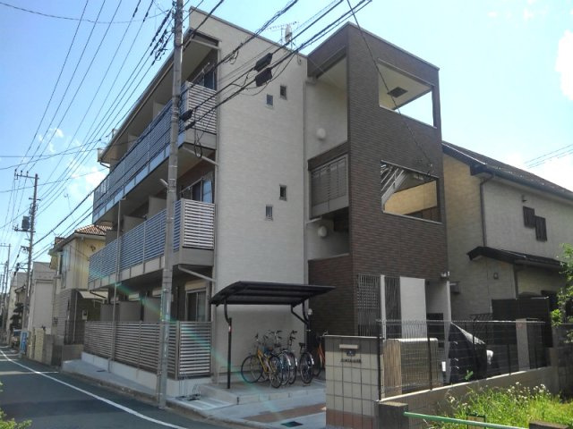 クレイノオールミエール天神の外観