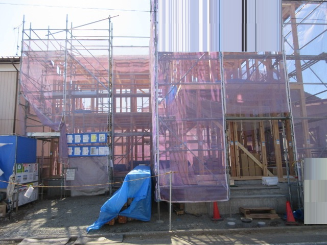 【仲介手数料無料】新築戸建　深谷市岡里7-15（全1棟）の前面道路含む現地写真