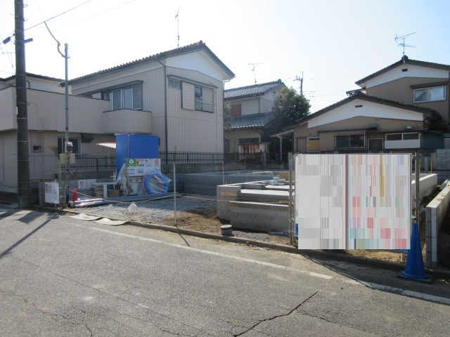 【仲介手数料無料】新築戸建　深谷市岡里7-15（全1棟）の前面道路含む現地写真