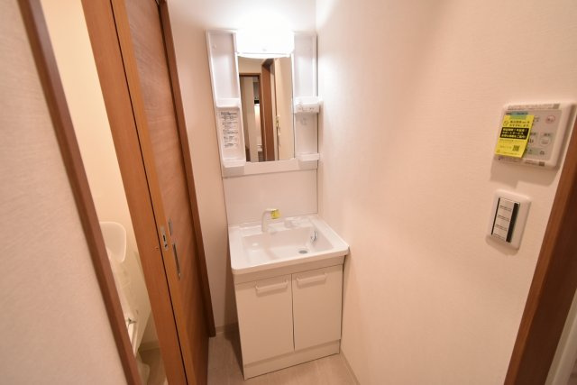 エスポアール甲子園の洗面所