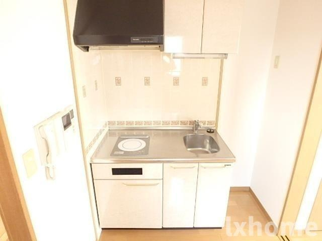 ファインヴェール・ウエストのキッチン|コンパクトなキッチンで掃除もラクラク