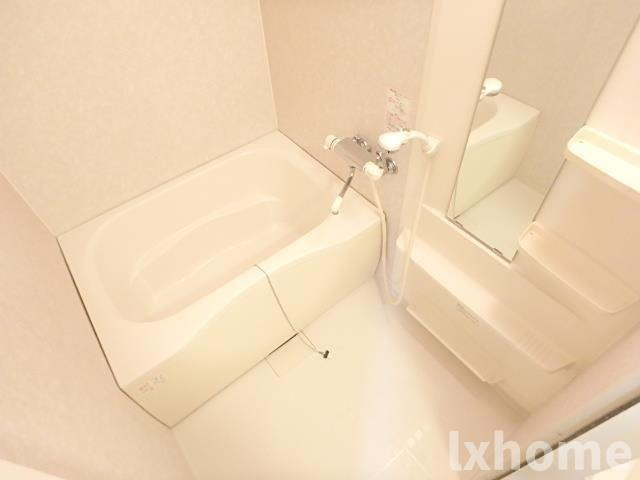 ファインヴェール・ウエストの浴室|日々の疲れを癒すお風呂付です