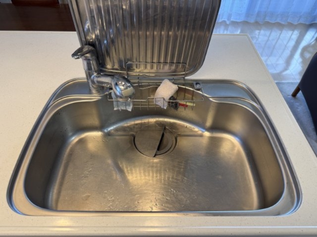 アルファライフ束本のキッチン|毎日使うからこそ、シンプルで使いやすく