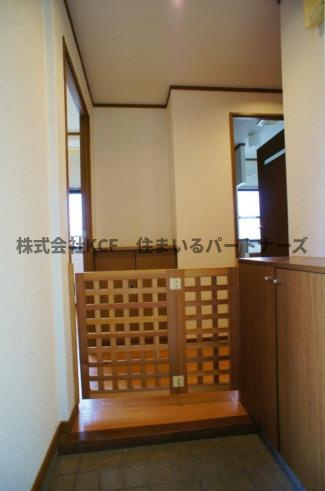 DC.フラットの玄関|きれいな玄関です