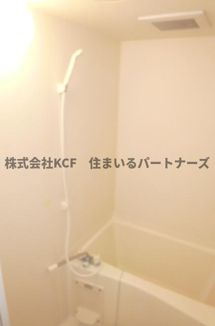 サリナスの浴室|きれいなお風呂です