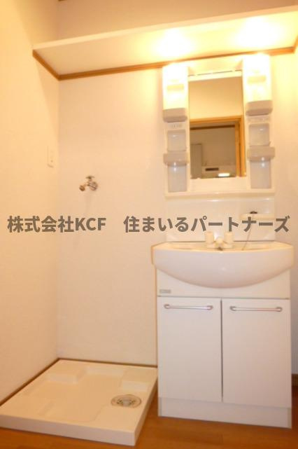 サリナスの洗面所|脱衣スペースもあります