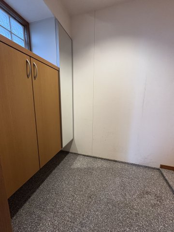 アルファステイツ東福原の玄関