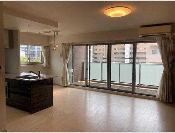 ライオンズ南大高ディアグランデの居間・リビング