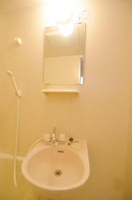 【洗面所】 | セイコーガーデンⅥ | 洗面台です