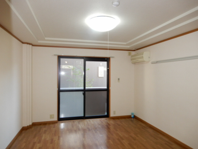 コンフォール白水の居間・リビング