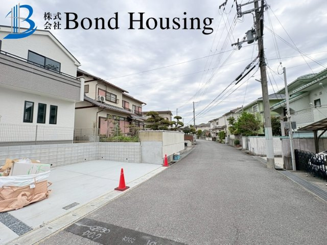 両面道路で開放的なお家　糀台3丁目13番　B号棟　新築戸建の周辺