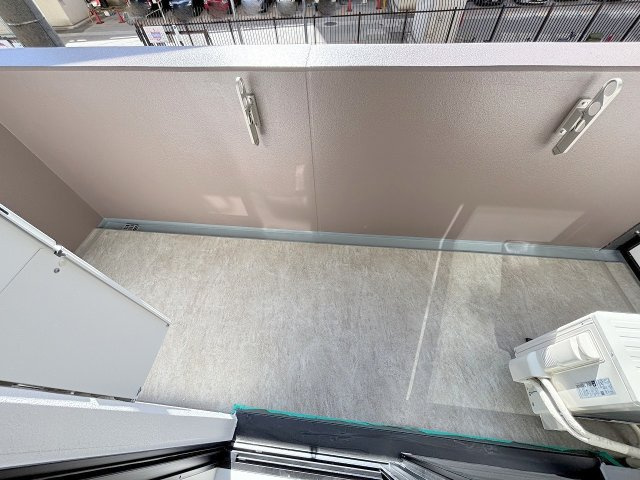 プランドール新北野のバルコニー