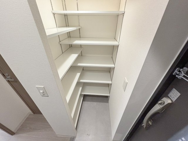 プランドール新北野の収納