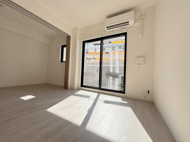 プランドール新北野の居間・リビング